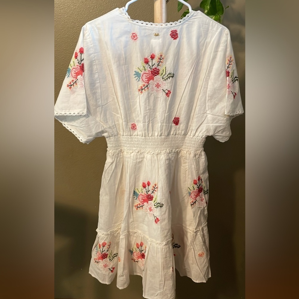 PQ Swim White Embroidered floral dress - Picture 6 of 8